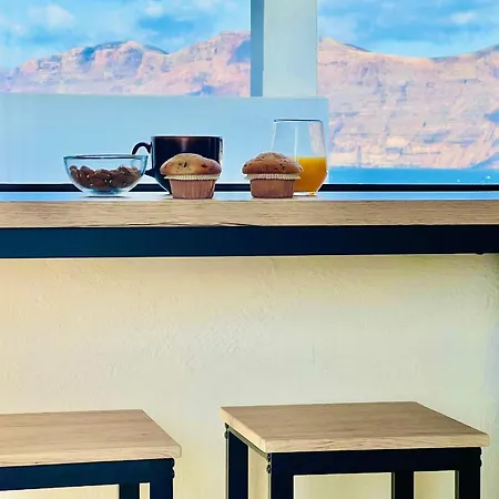 Apartment Canaryislandshost L The Surfers *